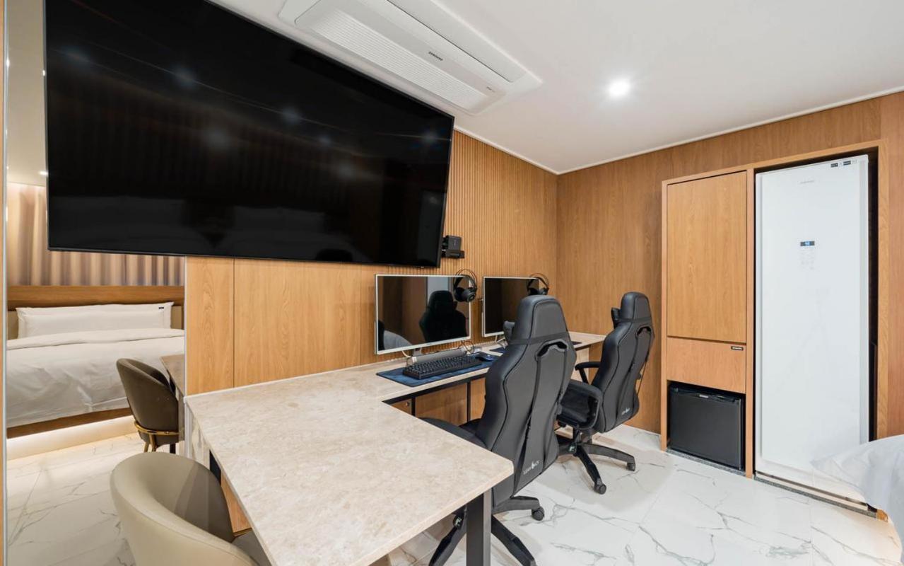Rosy Hotel Cshongdzsu Kültér fotó