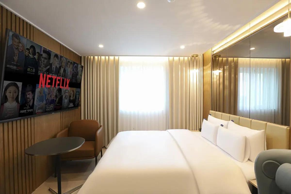 Rosy Hotel Cshongdzsu Kültér fotó