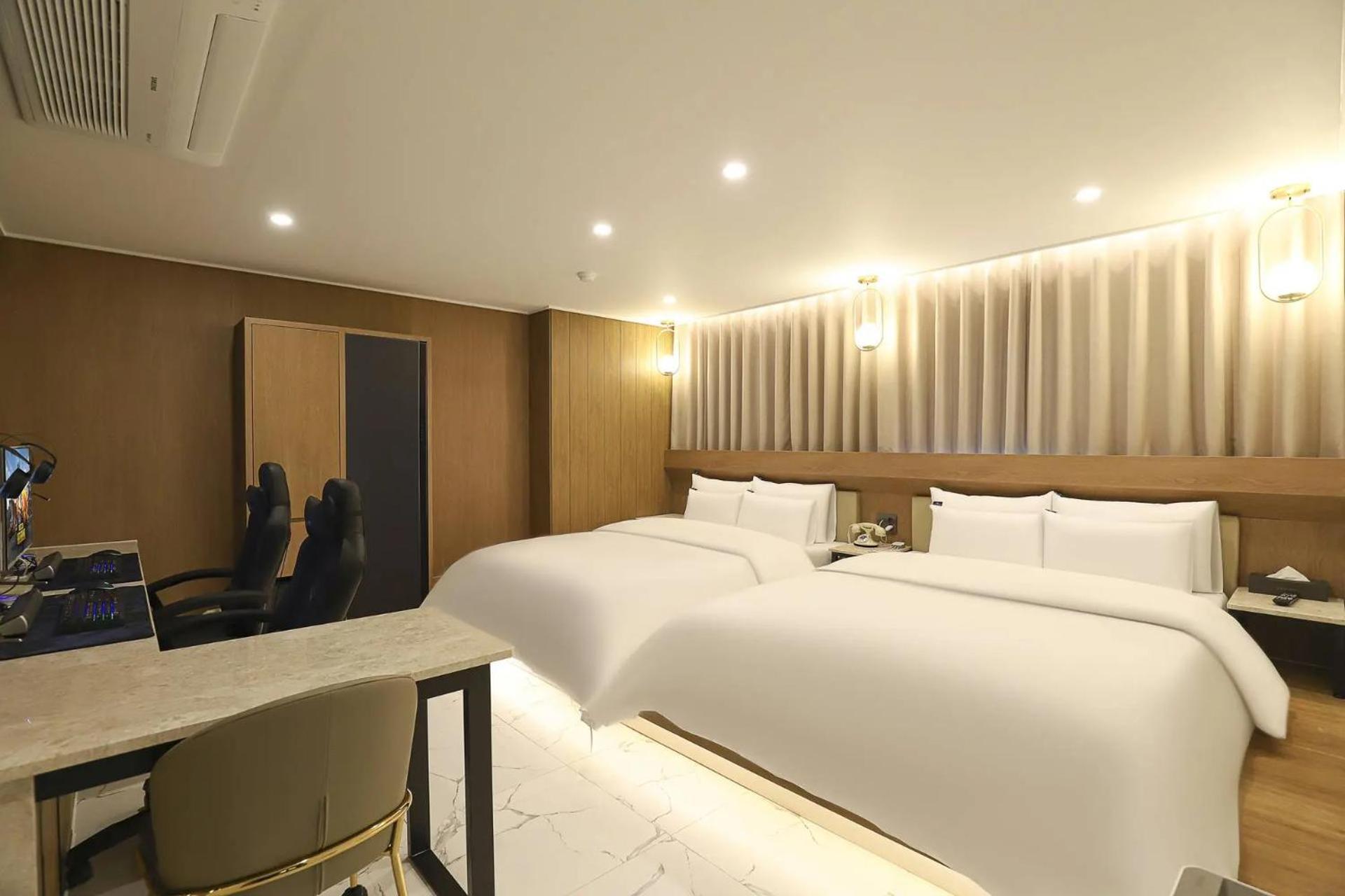 Rosy Hotel Cshongdzsu Kültér fotó