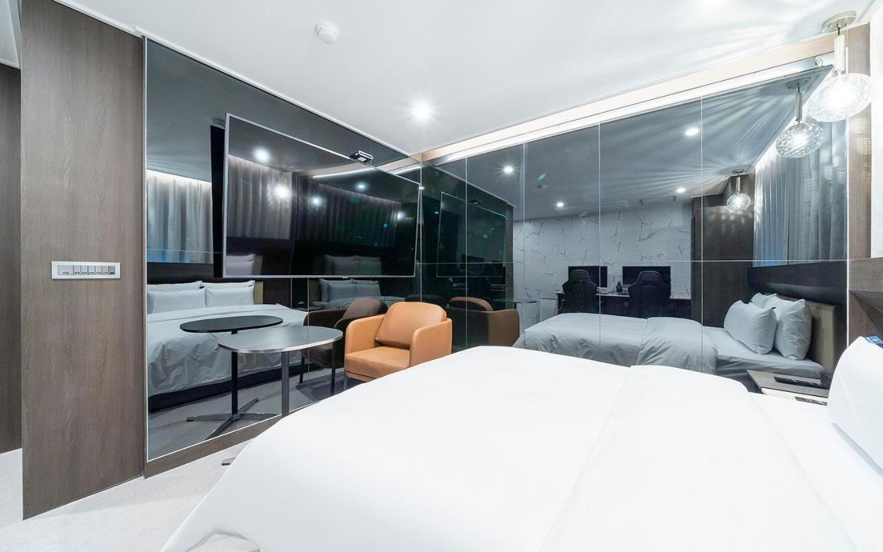 Rosy Hotel Cshongdzsu Kültér fotó