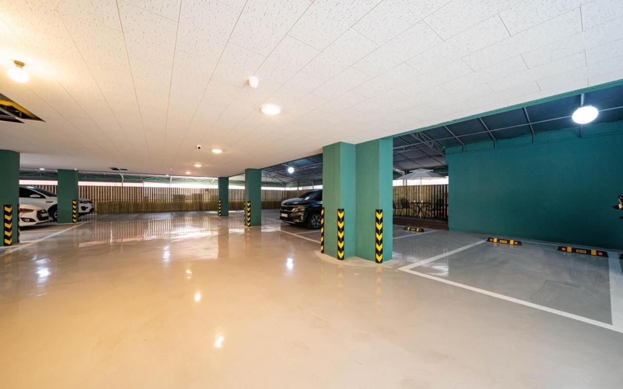 Rosy Hotel Cshongdzsu Kültér fotó